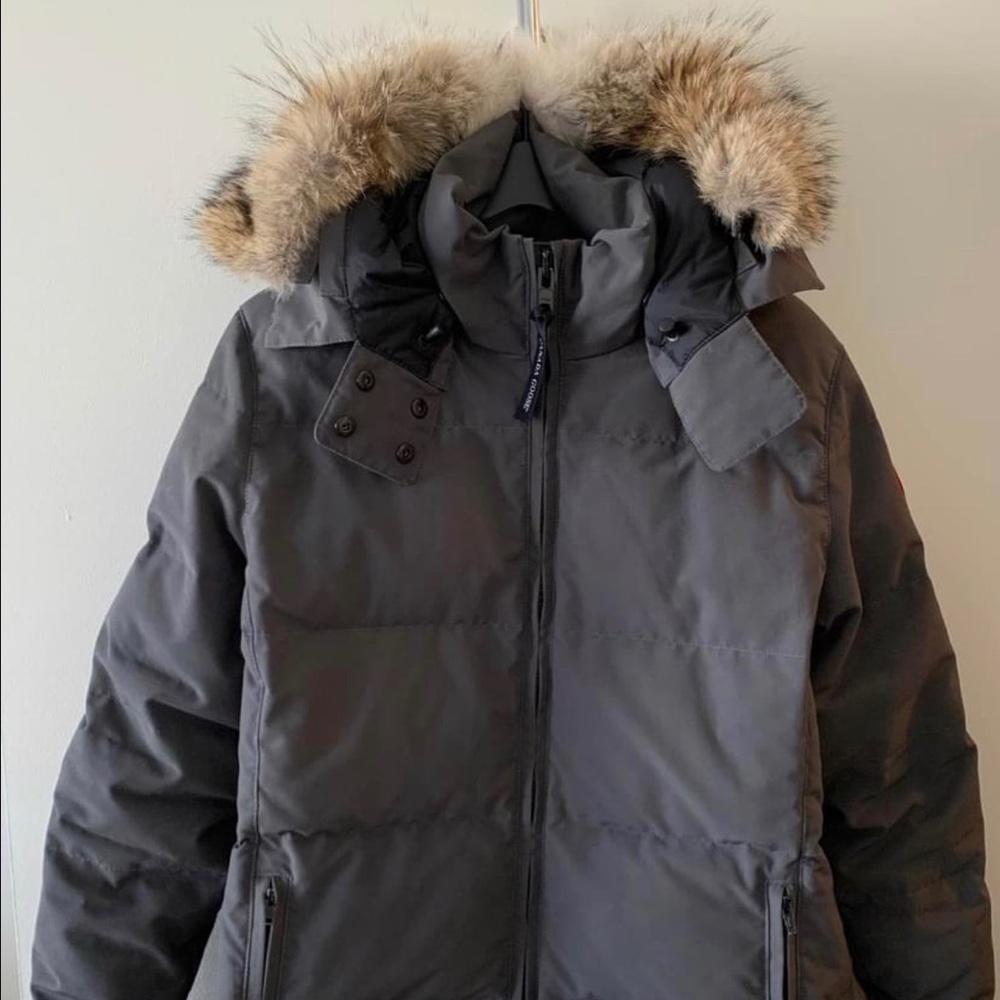 Canada Goose: Women’s Grey Parka Jacket